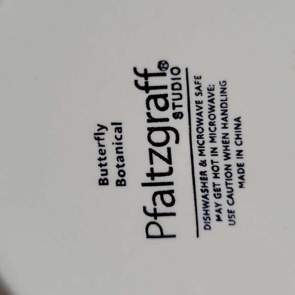 Pfaltzgraff Butterfly Botanical Dinner Plates Set Of 2 Floral & Butterfly Design - Picture 4 of 4